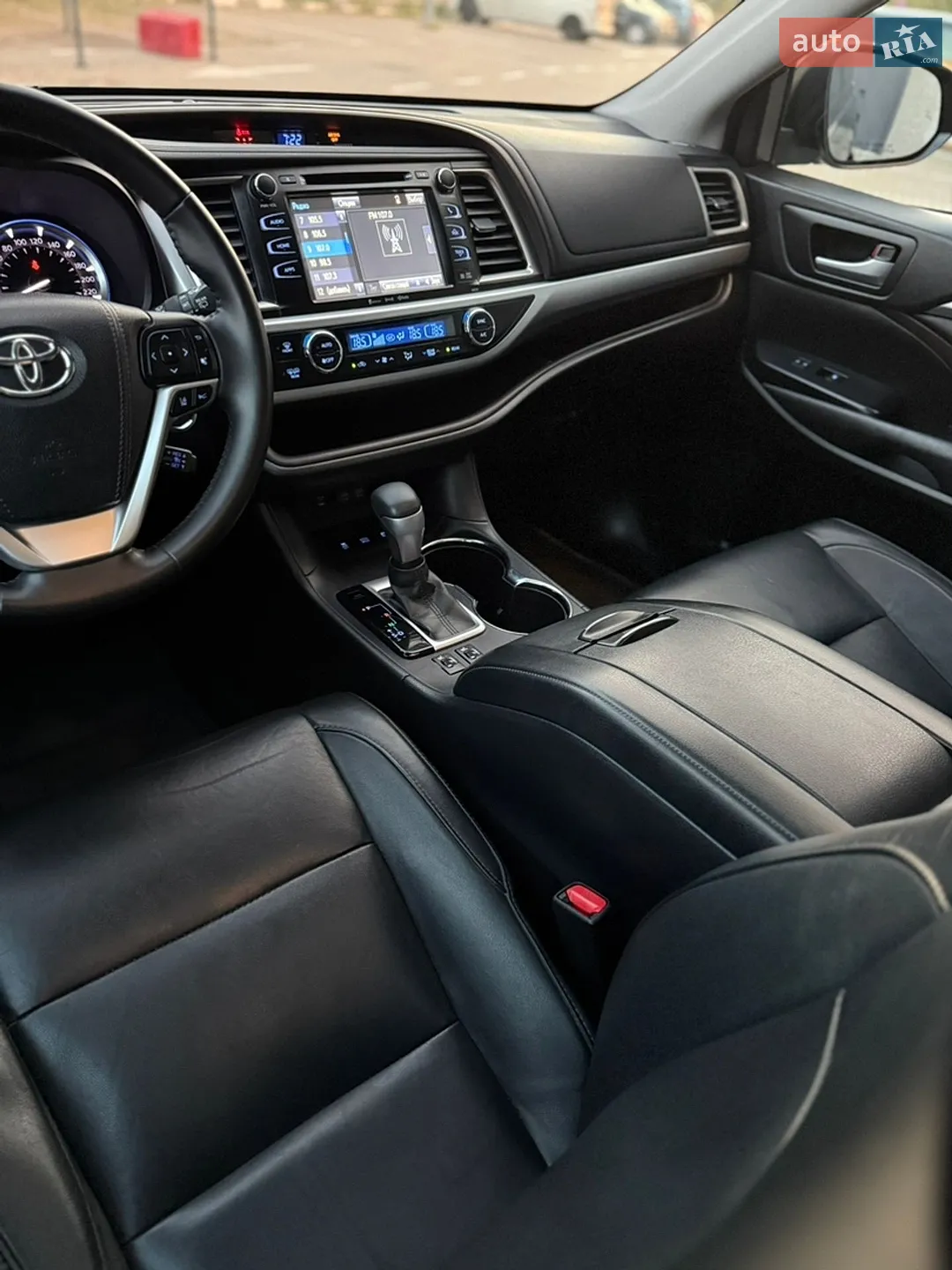 2017 Toyota Highlander - мініатюра 32