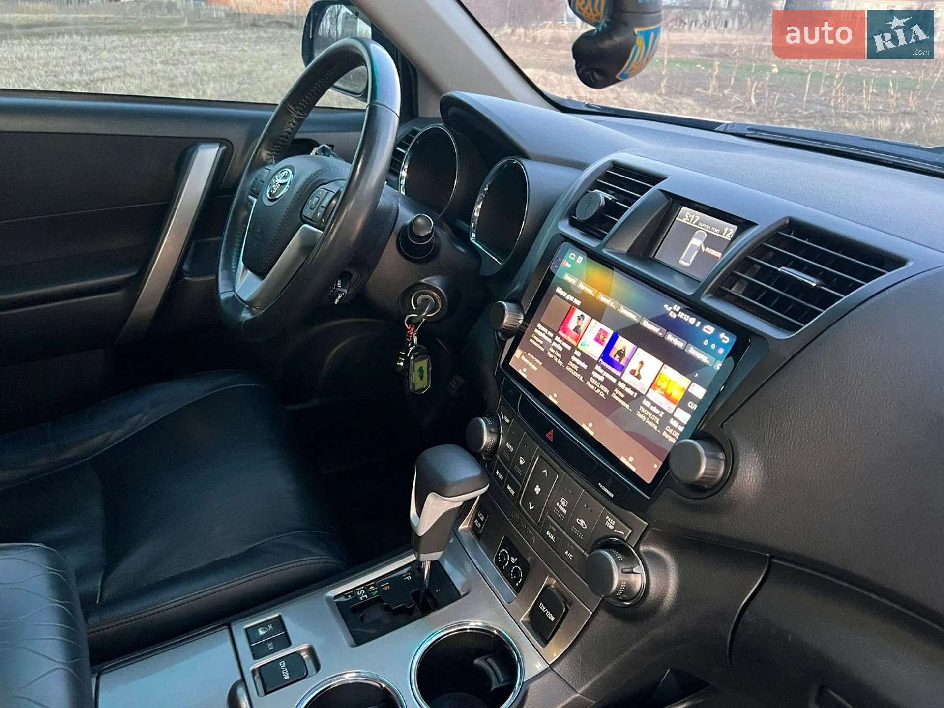 2011 Toyota Highlander - мініатюра 19