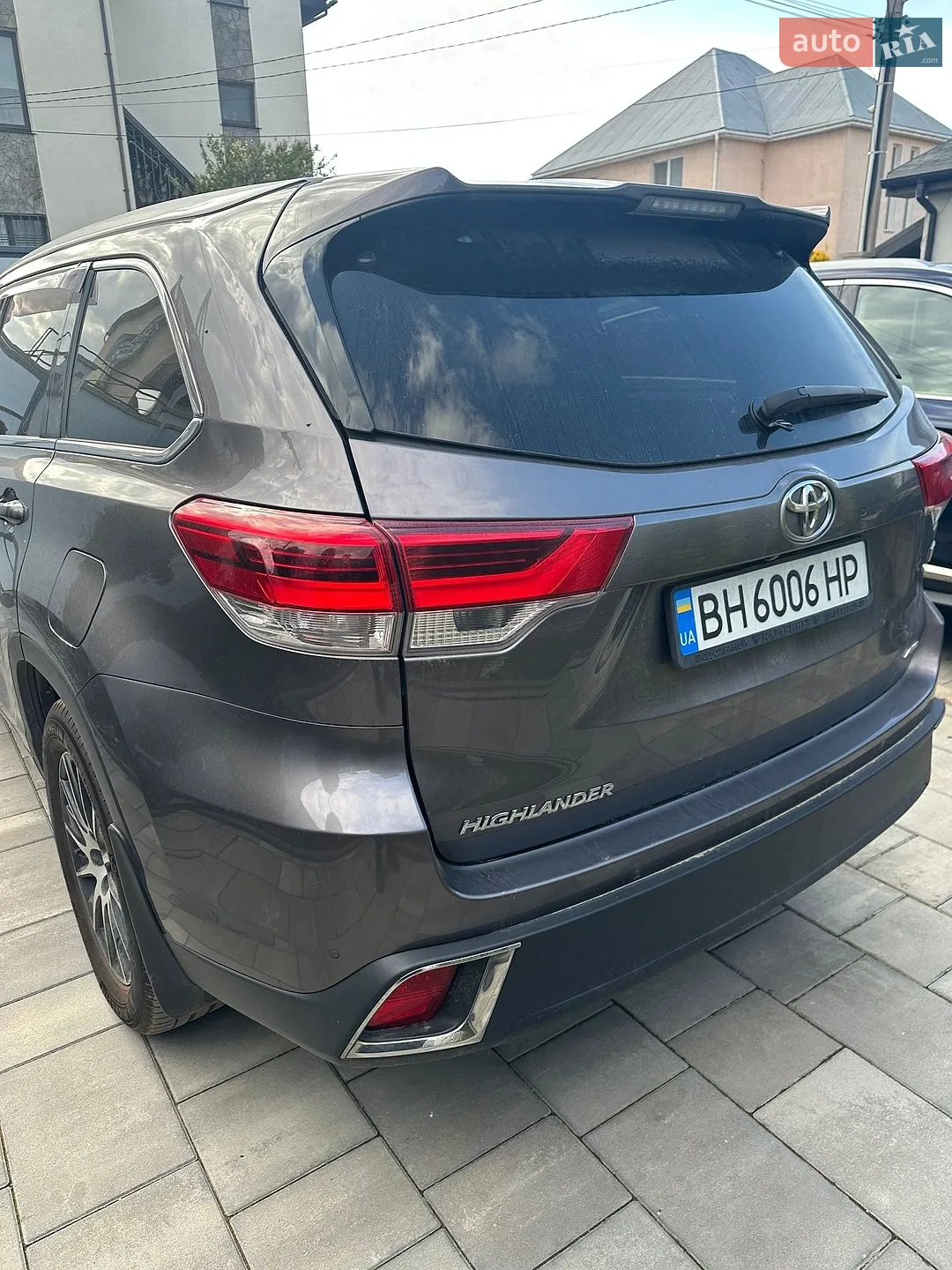 Toyota Highlander 2019 VIN 5TDDZRFH40S964767 фото оголошення 2 з 5
