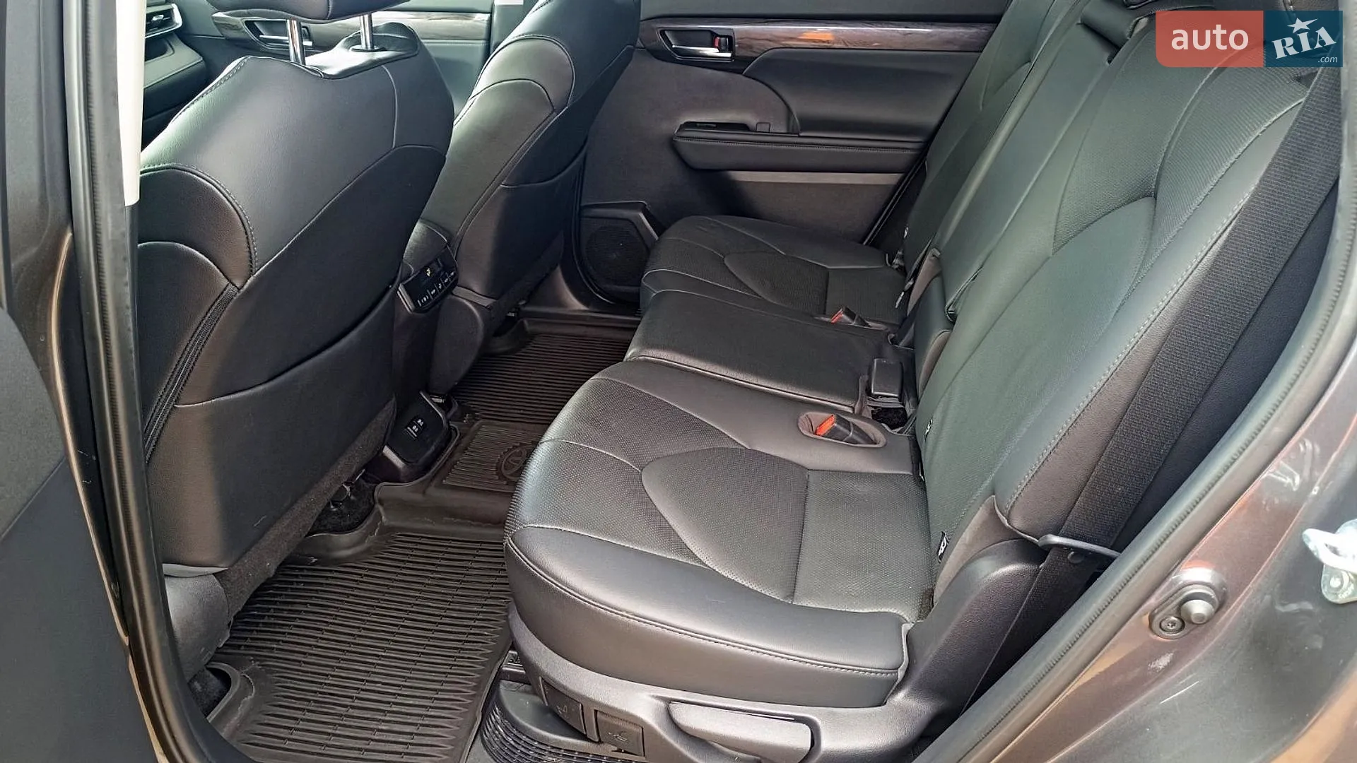 2021 Toyota Highlander - мініатюра 11