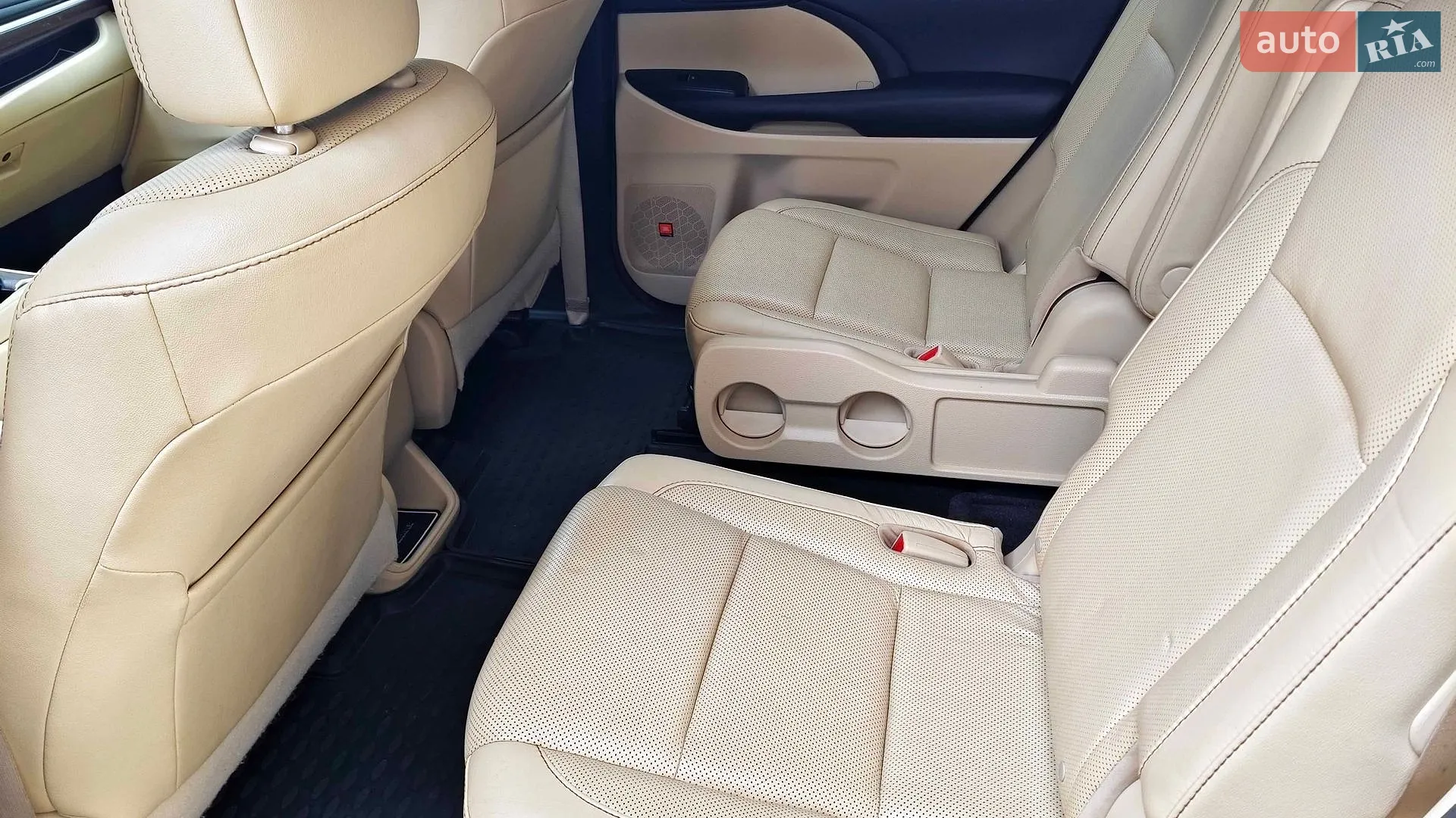 2016 Toyota Highlander - мініатюра 19