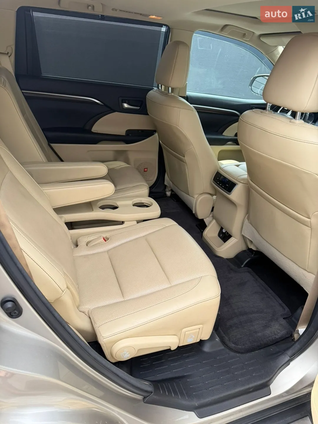 2015 Toyota Highlander - мініатюра 16