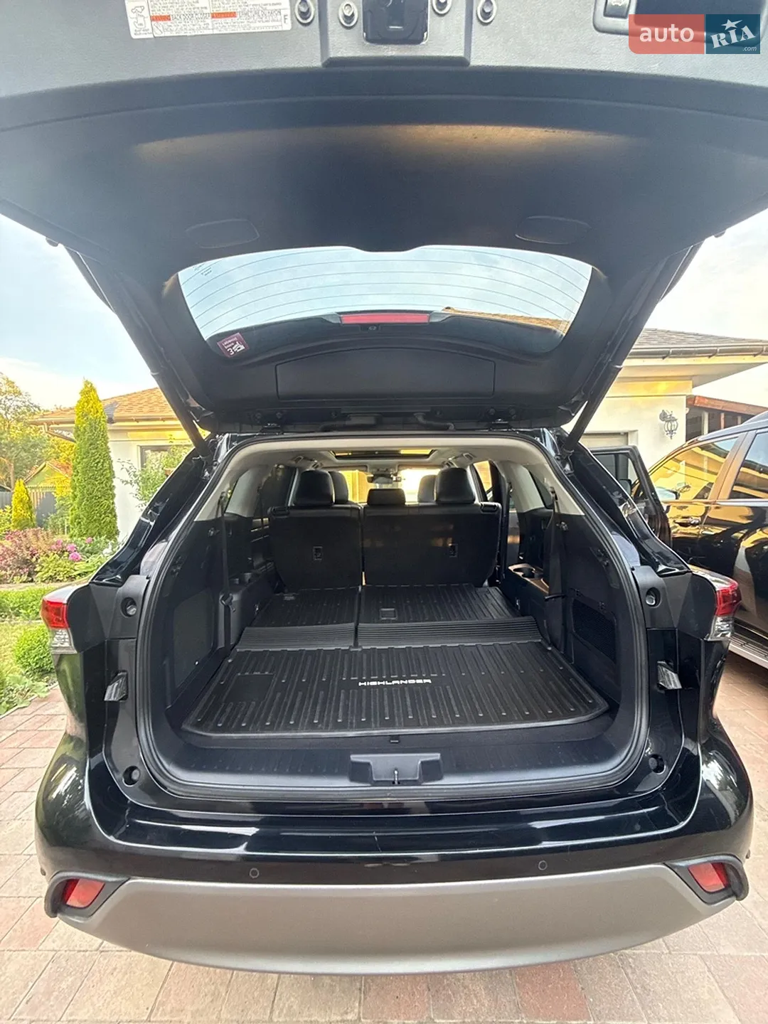 2021 Toyota Highlander - мініатюра 8