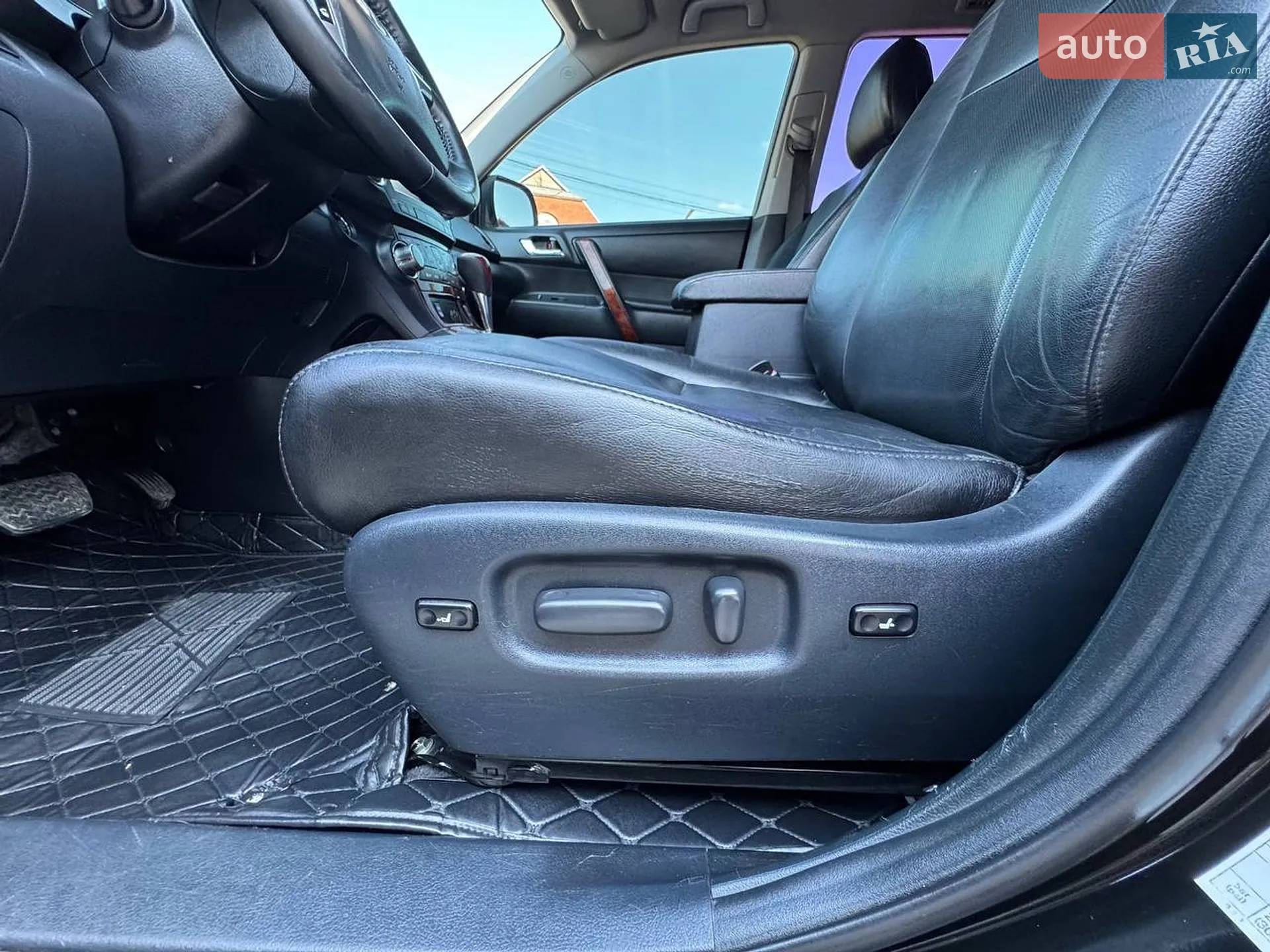 2010 Toyota Highlander - мініатюра 26