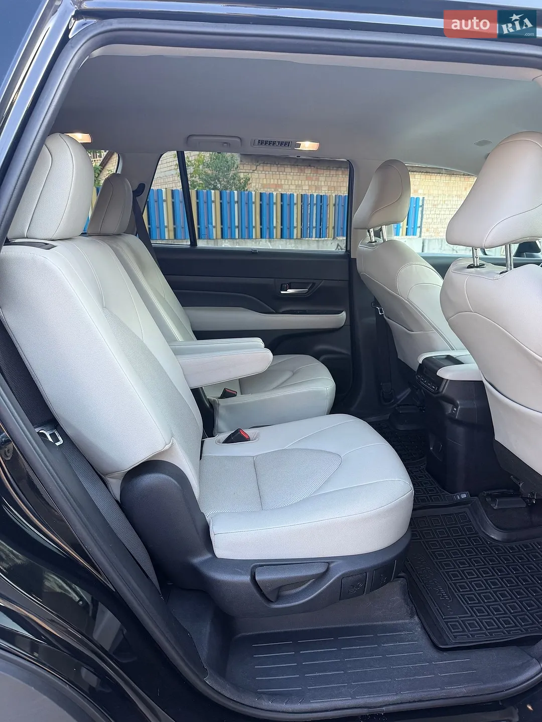 2023 Toyota Highlander - мініатюра 14