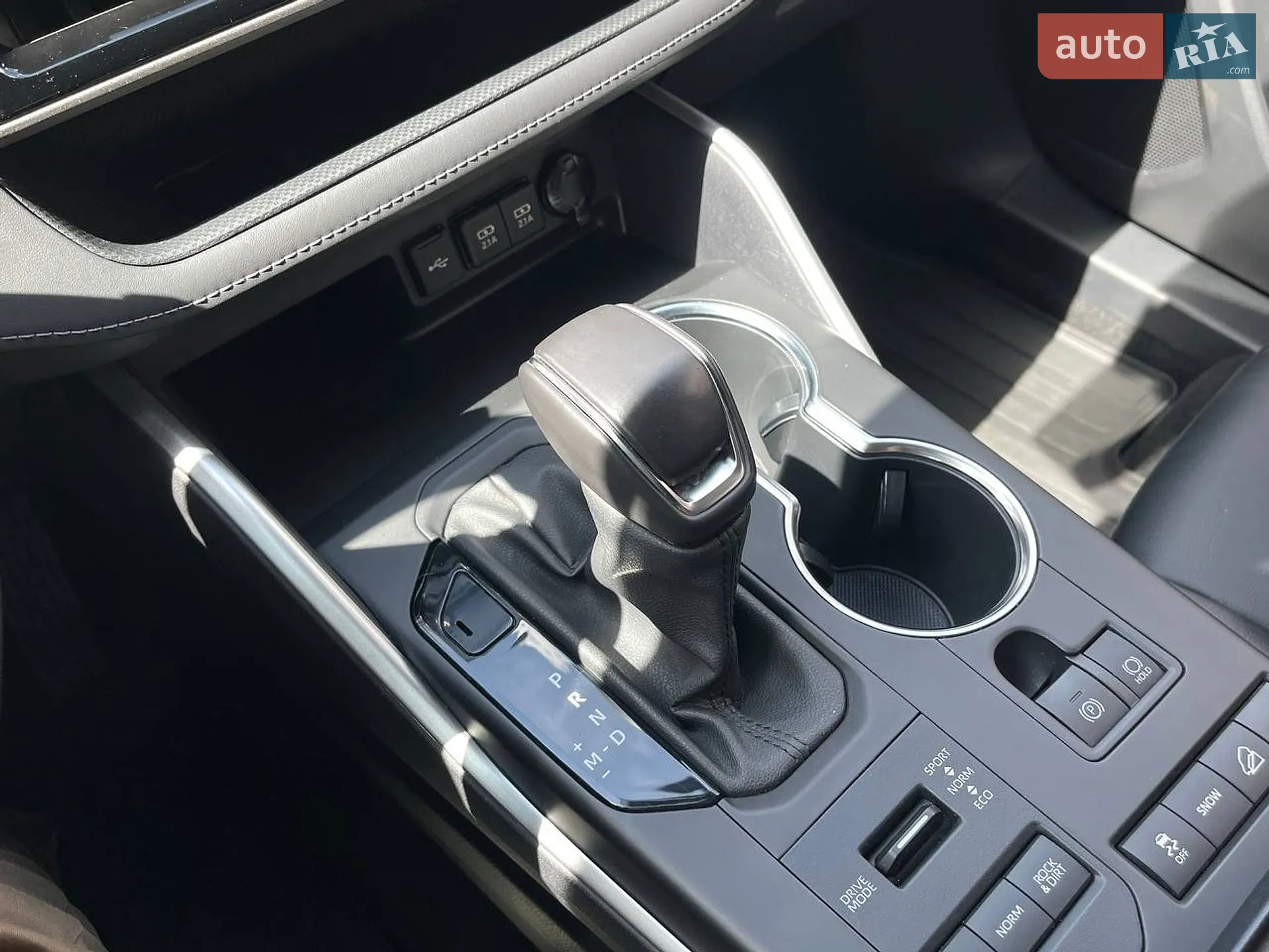2020 Toyota Highlander - мініатюра 25