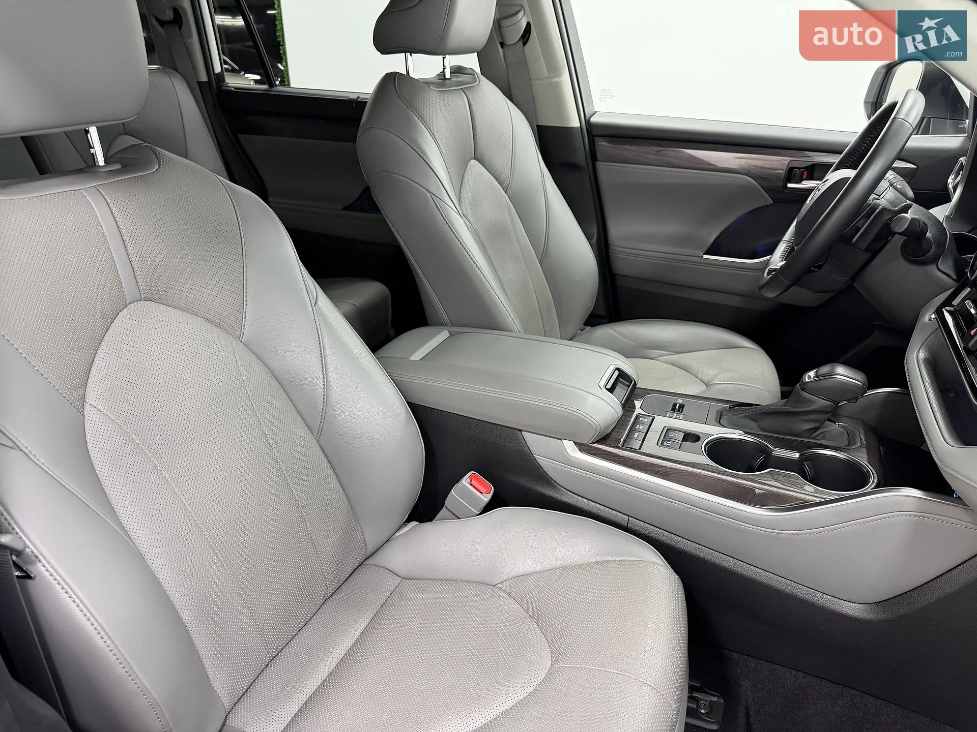 2022 Toyota Highlander - мініатюра 28