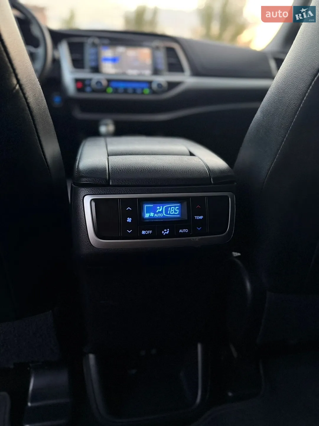 2017 Toyota Highlander - мініатюра 30