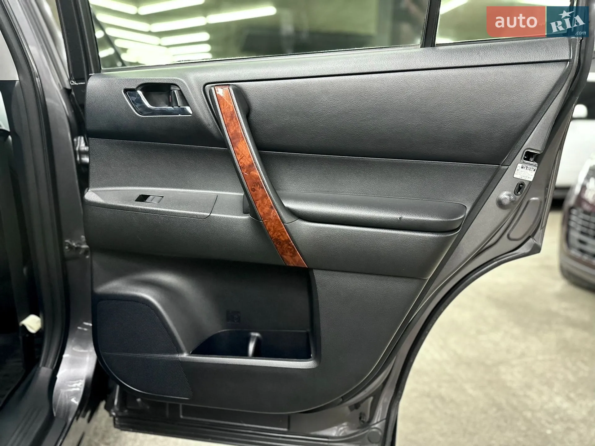 2012 Toyota Highlander - мініатюра 16