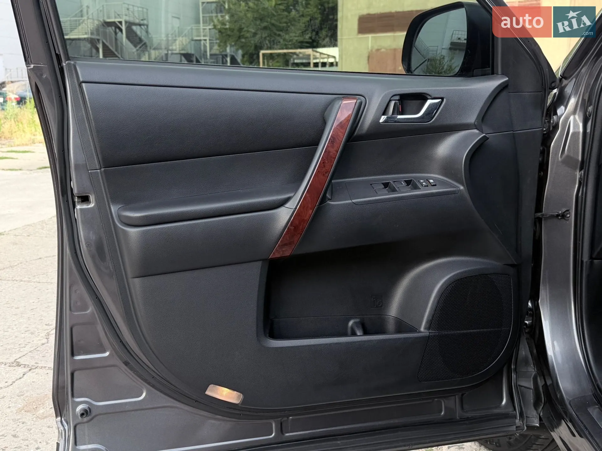 Toyota Highlander 2011 VIN JTEES42AX02188765 фото оголошення 27 з 54