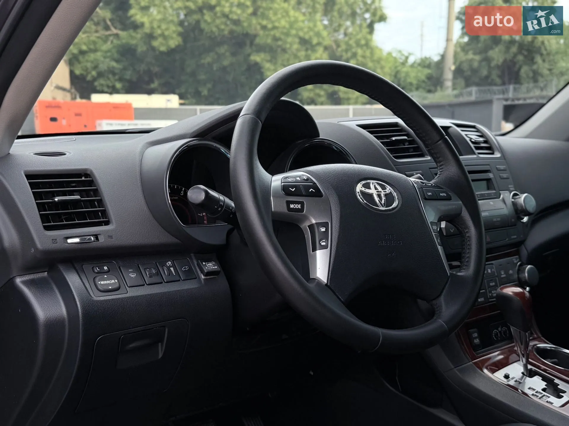 Toyota Highlander 2011 VIN JTEES42AX02188765 фото оголошення 30 з 54