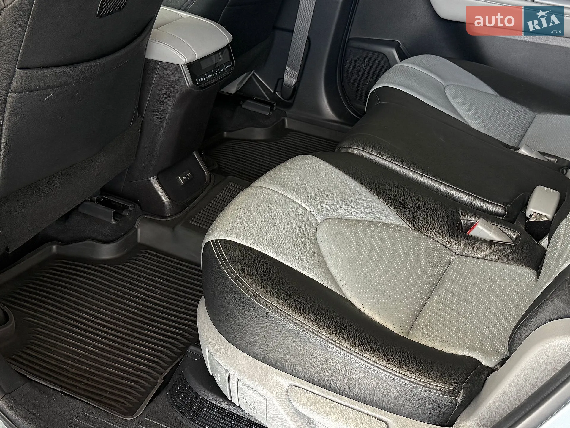 2022 Toyota Highlander - мініатюра 14