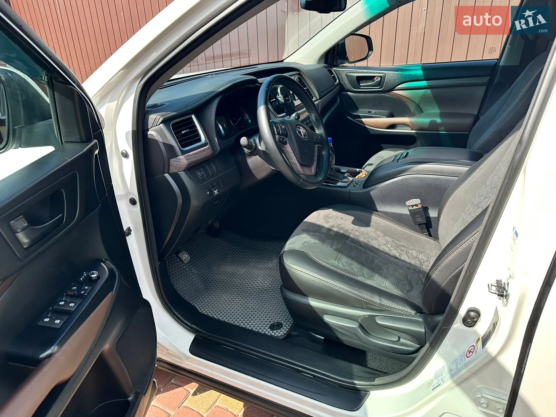 2015 Toyota Highlander - мініатюра 9