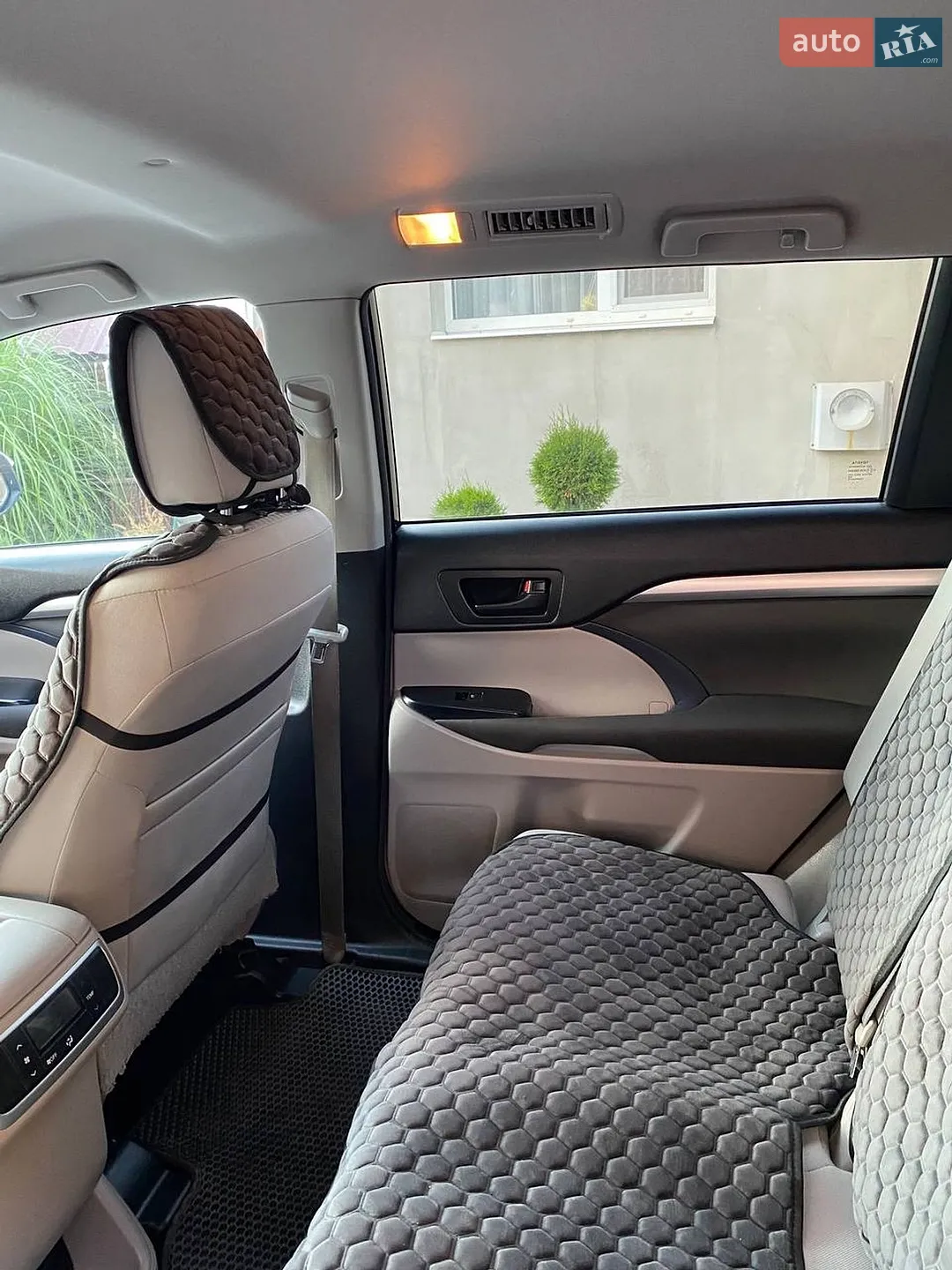 2016 Toyota Highlander - мініатюра 8