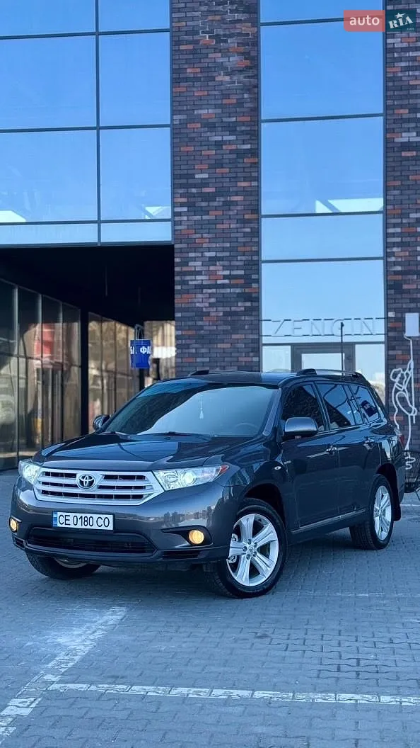 2011 Toyota Highlander - мініатюра 2