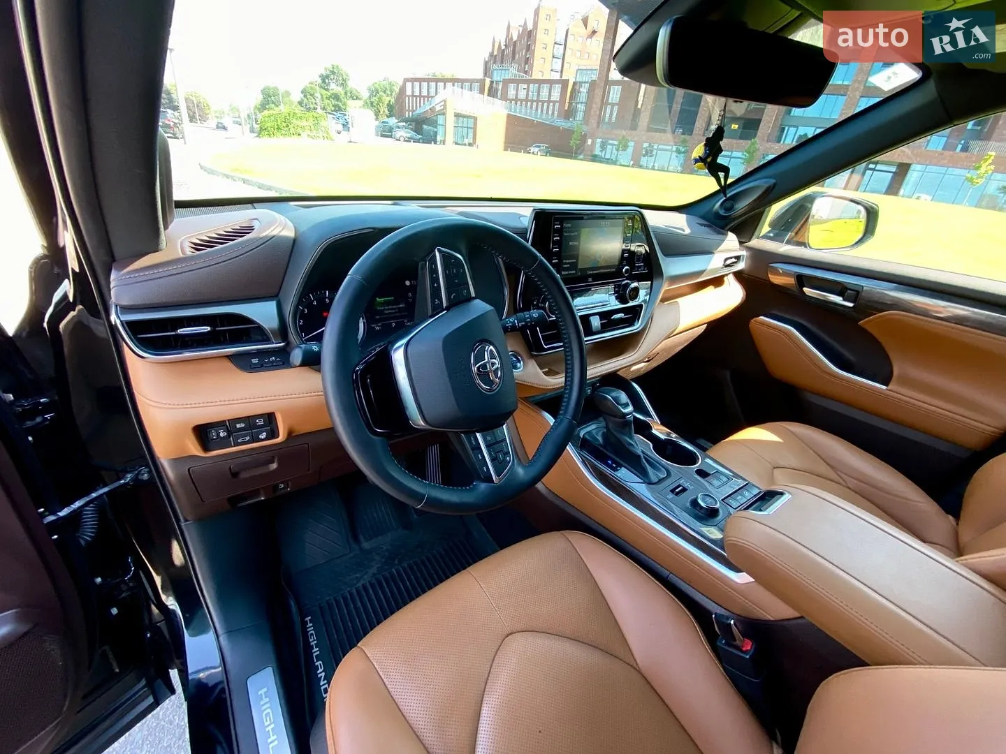 2020 Toyota Highlander - мініатюра 21