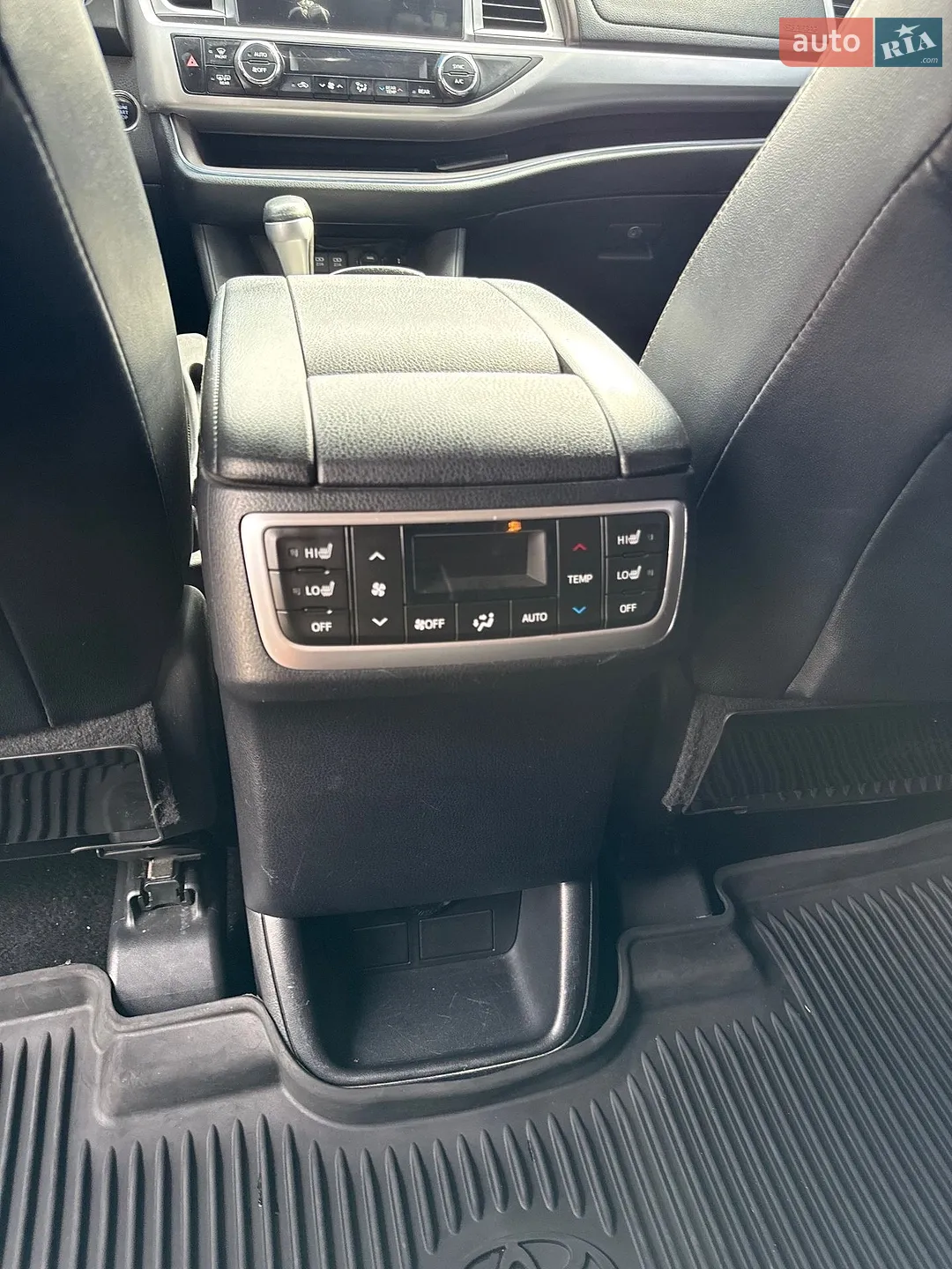 2017 Toyota Highlander - мініатюра 14