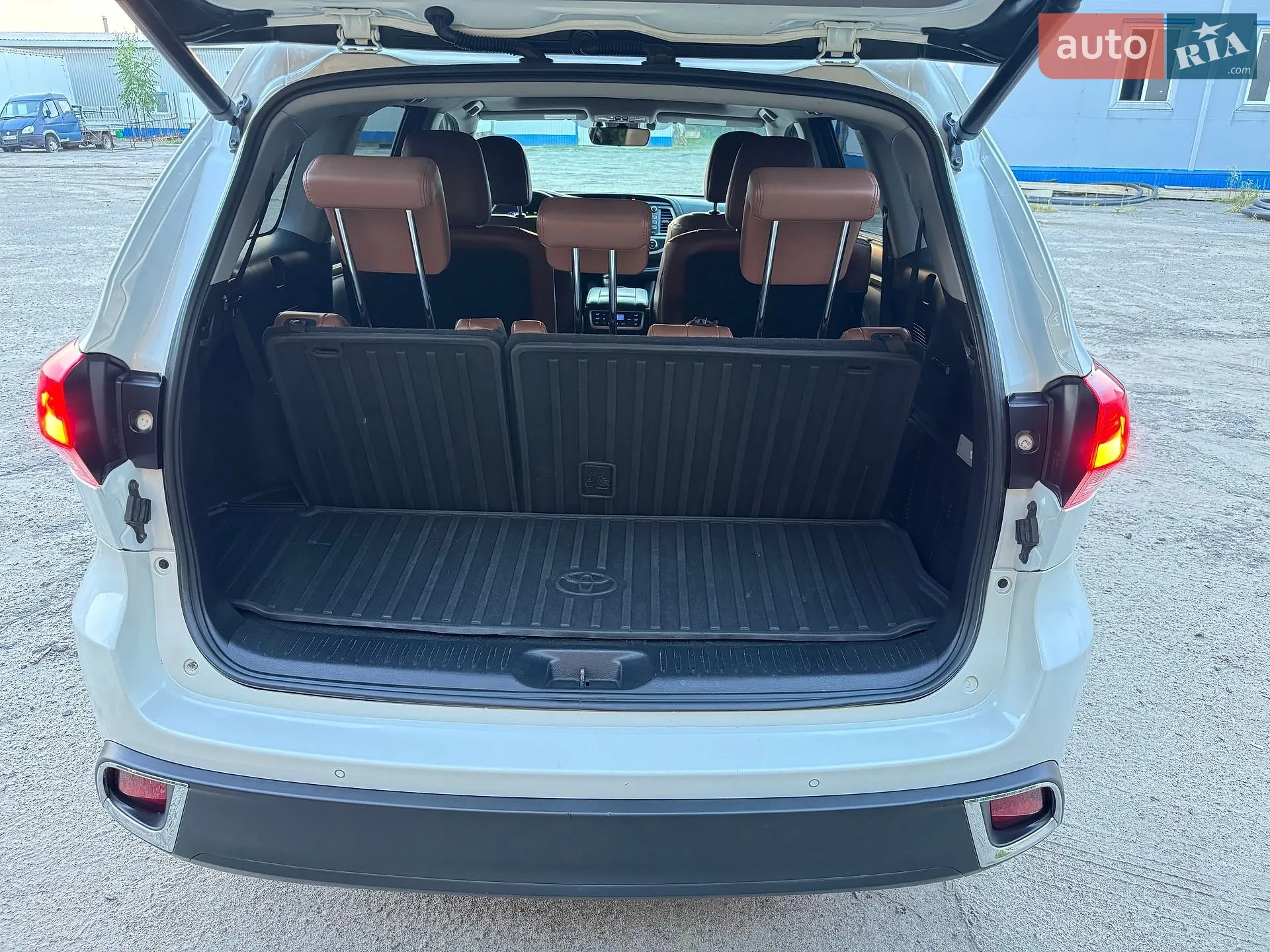 2017 Toyota Highlander - мініатюра 13