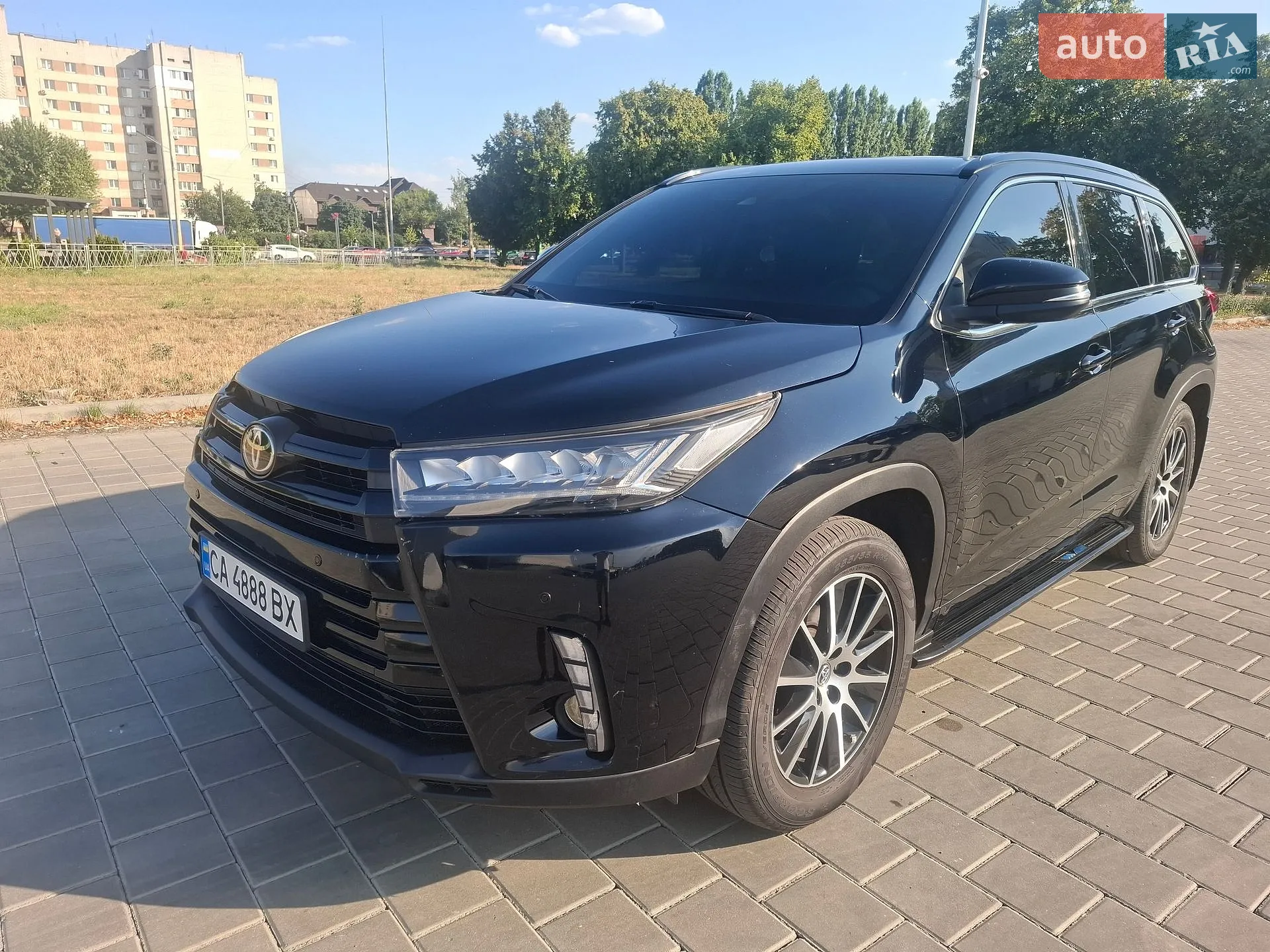 2017 Toyota Highlander - фото 1