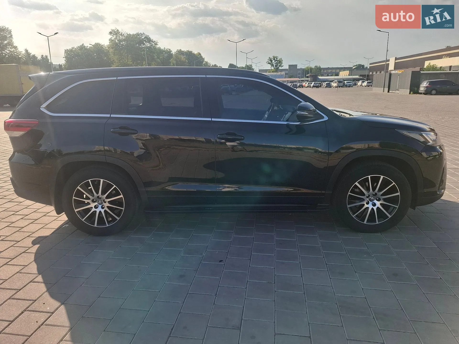 2017 Toyota Highlander - мініатюра 7