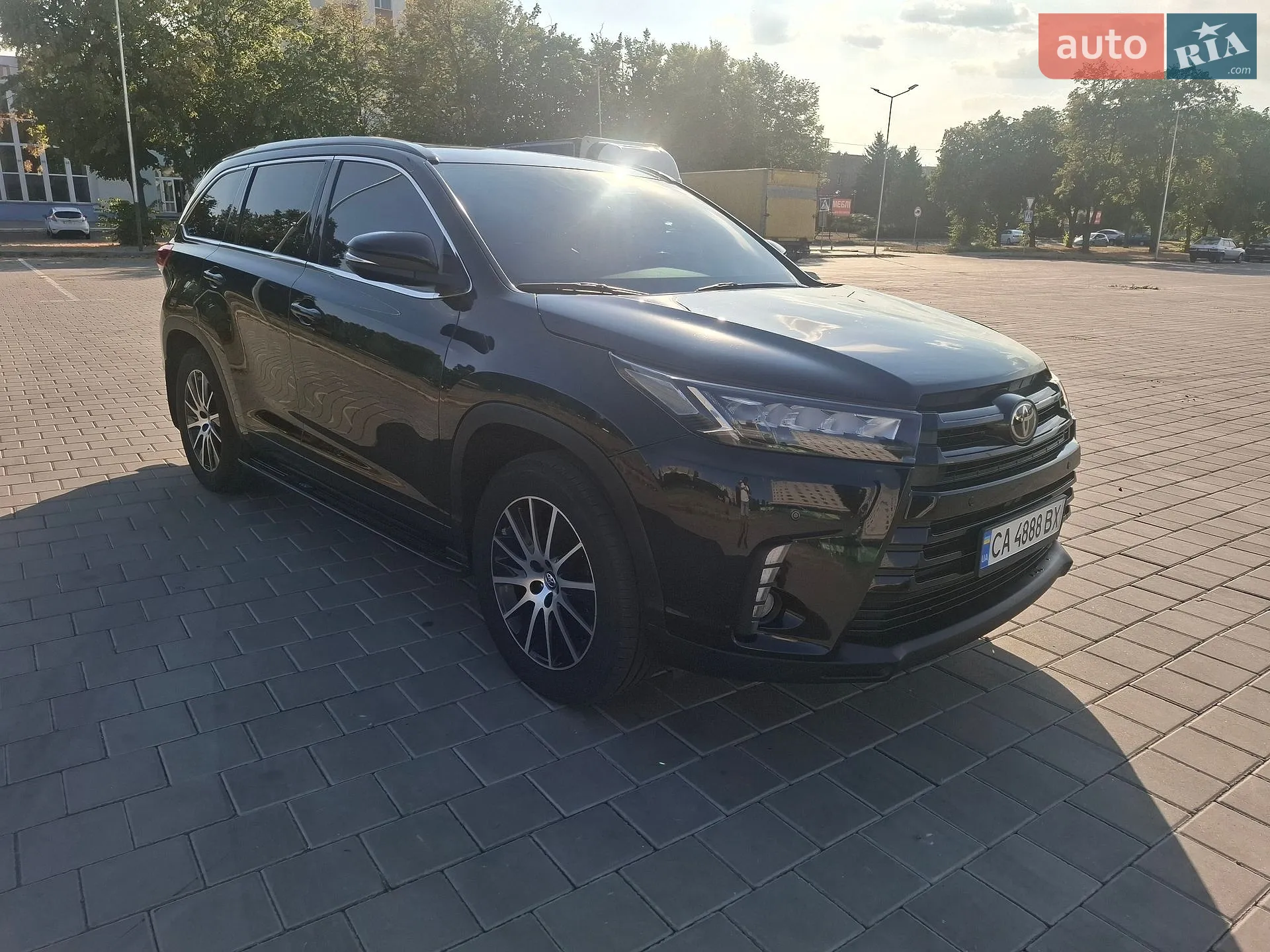2017 Toyota Highlander - мініатюра 2