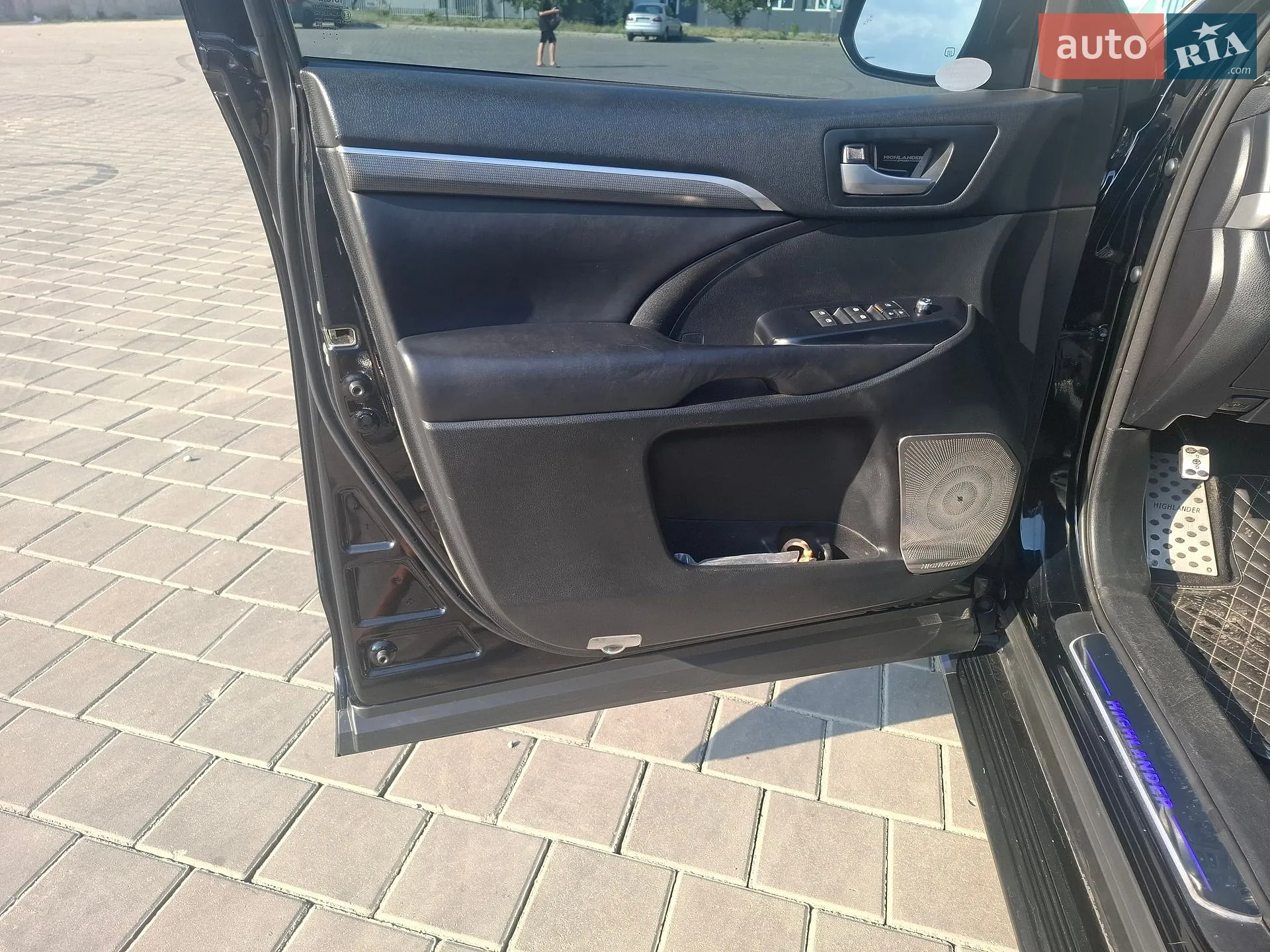 2017 Toyota Highlander - мініатюра 12