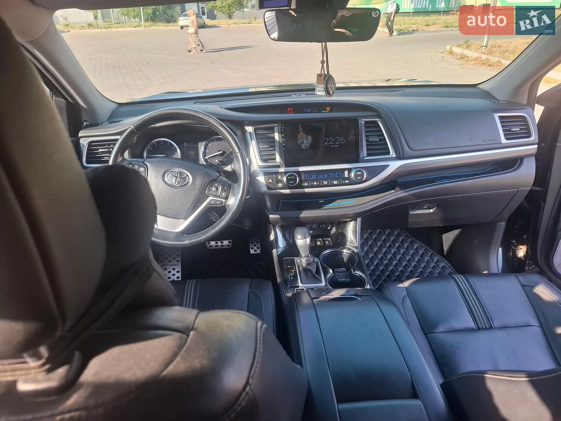 2017 Toyota Highlander - мініатюра 30