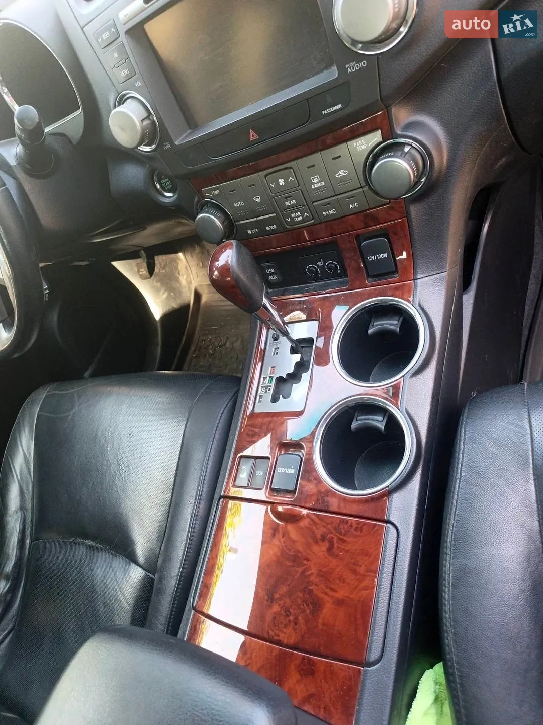 2012 Toyota Highlander - мініатюра 10