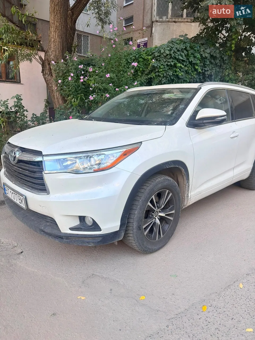 2016 Toyota Highlander - фото 1