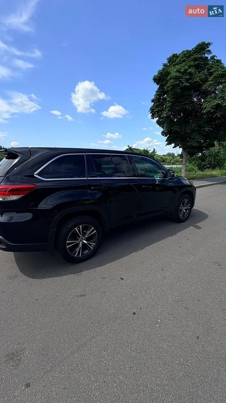 2017 Toyota Highlander - мініатюра 5