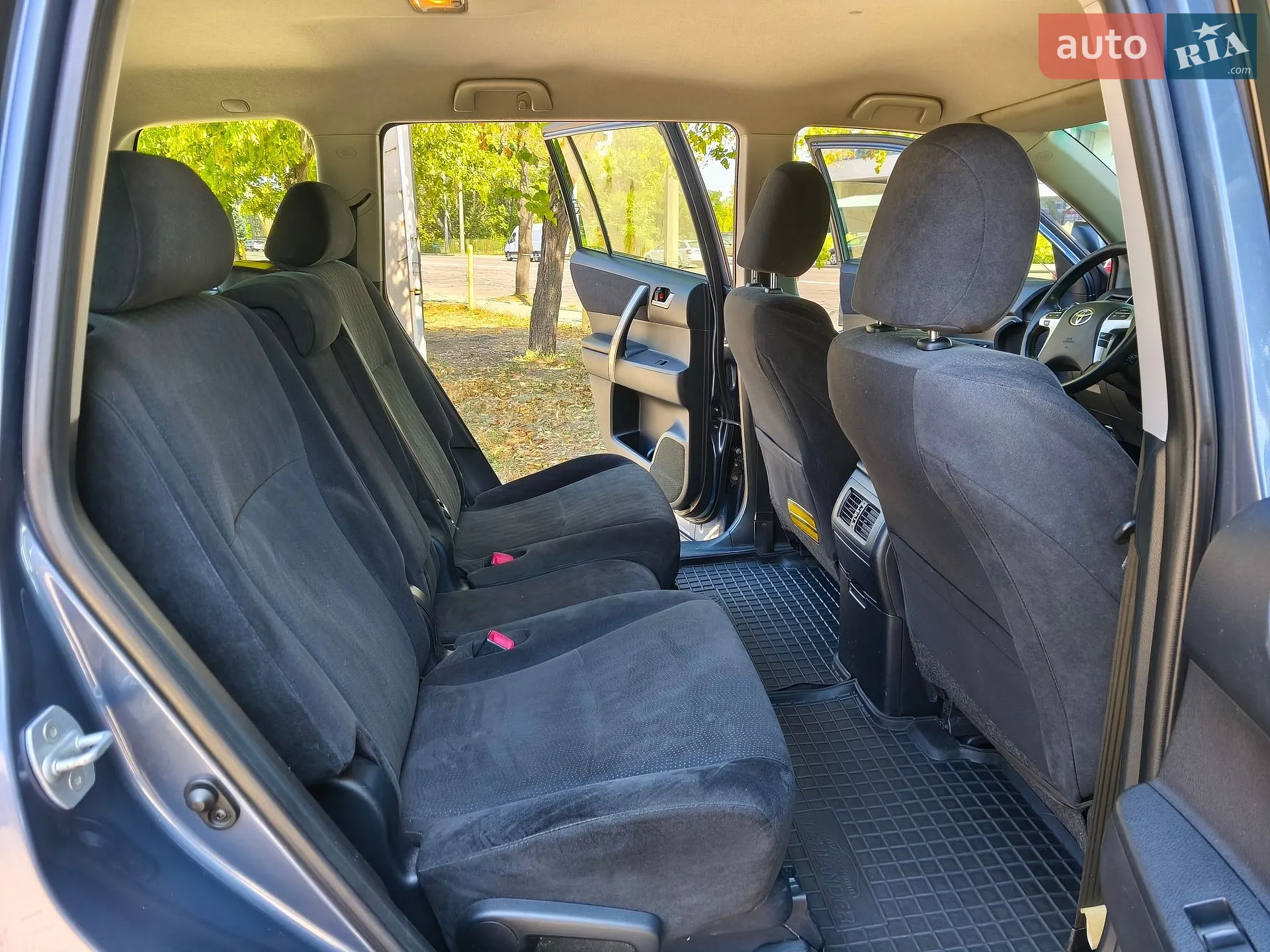 2011 Toyota Highlander - мініатюра 11