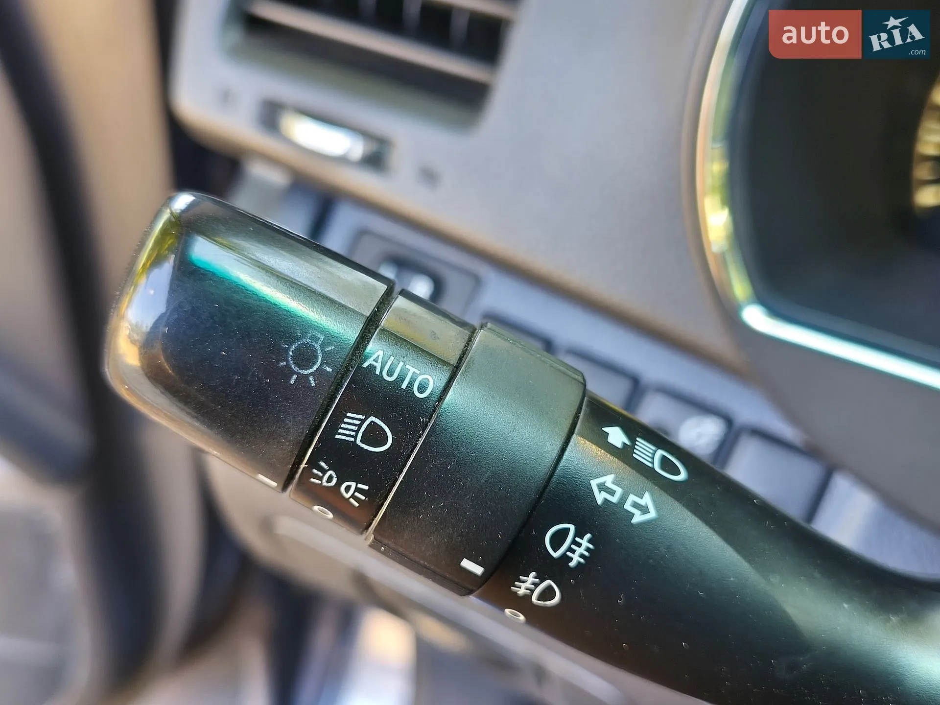 2011 Toyota Highlander - мініатюра 19
