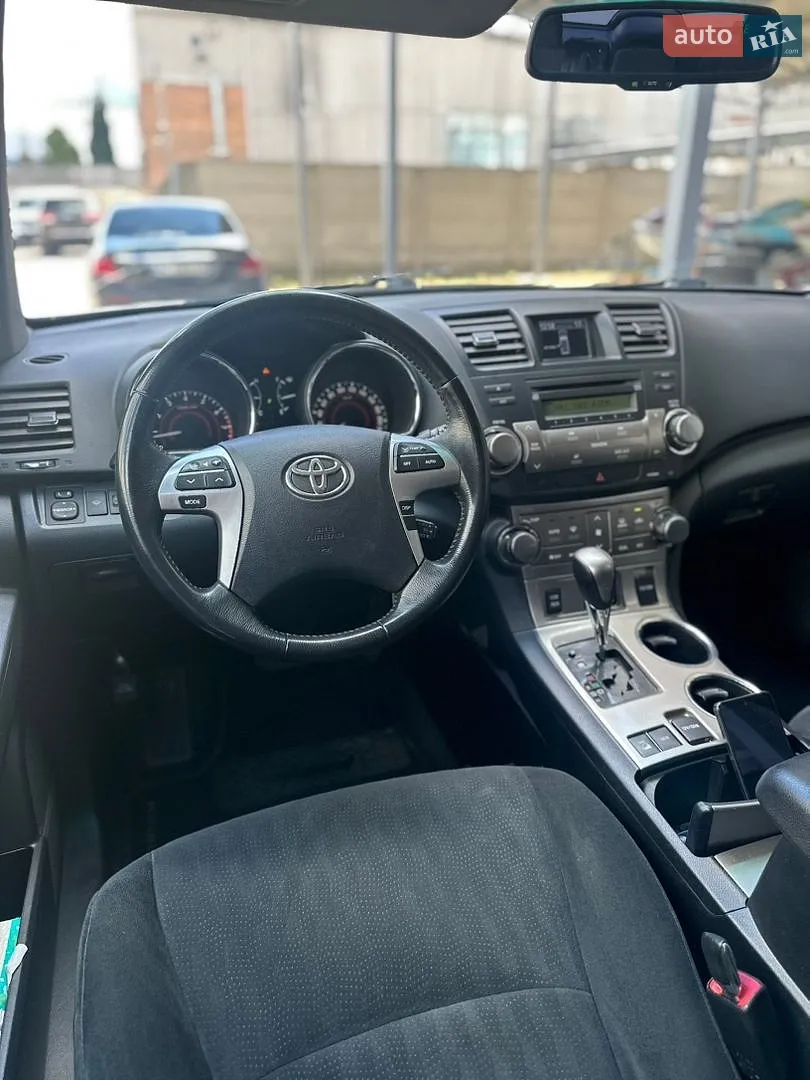 2011 Toyota Highlander - мініатюра 10
