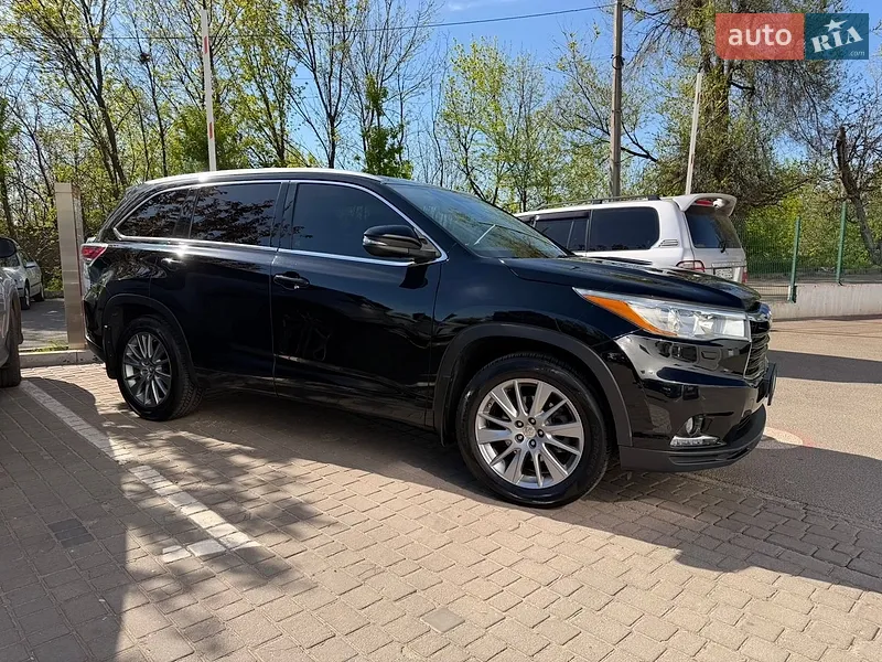 Toyota Highlander 2014