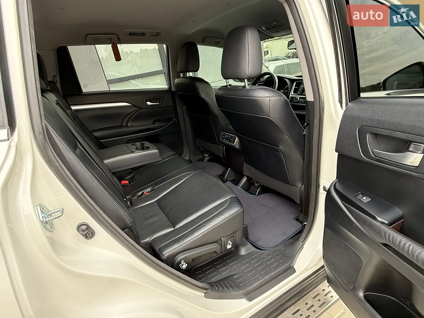 2014 Toyota Highlander - мініатюра 30
