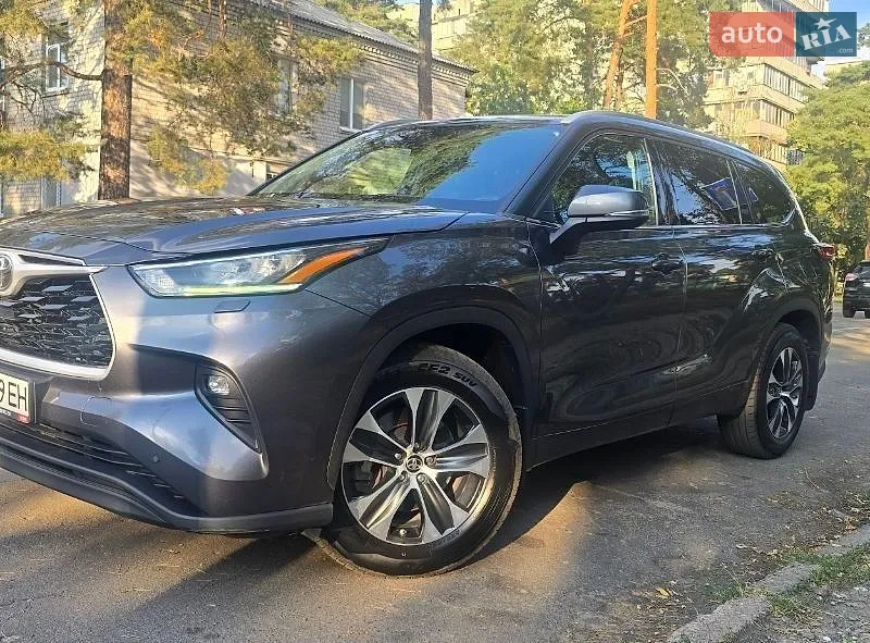 Toyota Highlander 2020