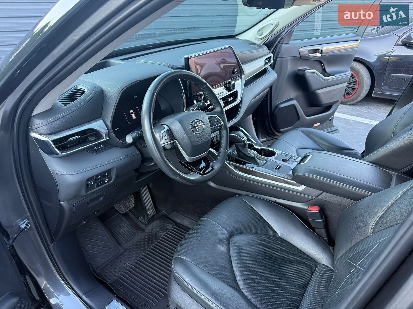 2024 Toyota Highlander - мініатюра 25