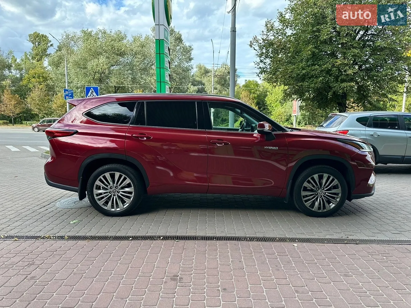 2021 Toyota Highlander - мініатюра 3