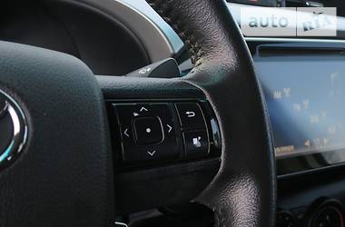 Пикап Toyota Hilux 2015 в 