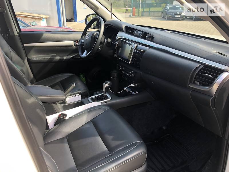 Пікап Toyota Hilux 2017 в Львові