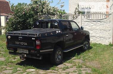 Пикап Toyota Hilux 2001 в 