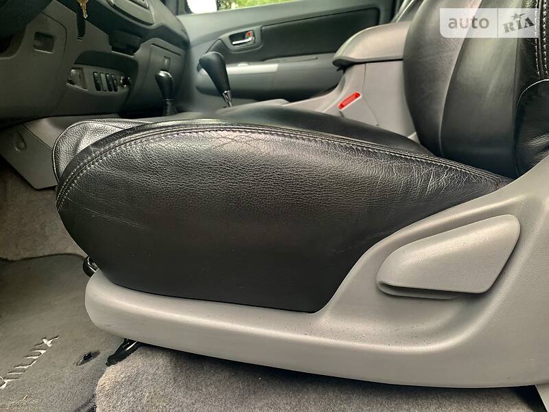 Пікап Toyota Hilux 2011 в Києві