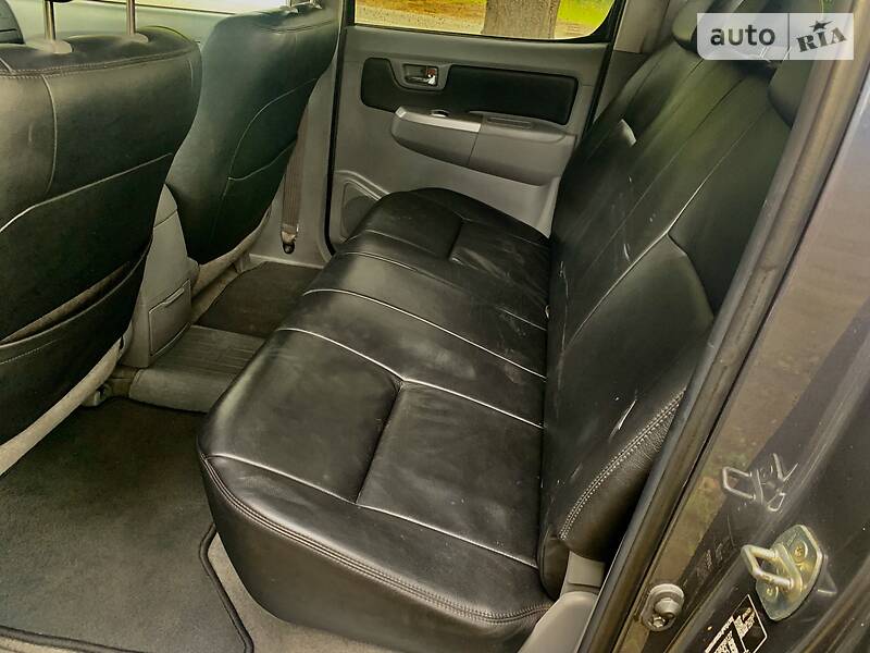 Пікап Toyota Hilux 2011 в Києві