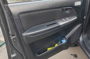 Пикап Toyota Hilux 2015 в 