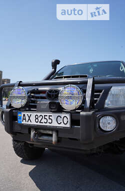 Пикап Toyota Hilux 2012 в 
