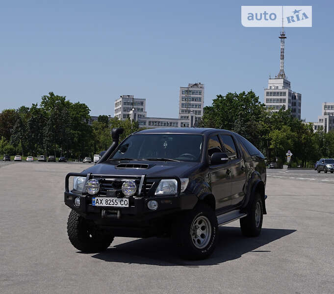 Пикап Toyota Hilux 2012 в 