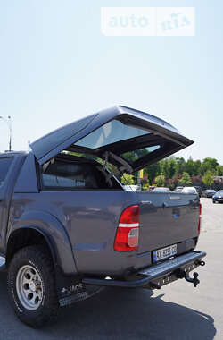Пикап Toyota Hilux 2012 в 