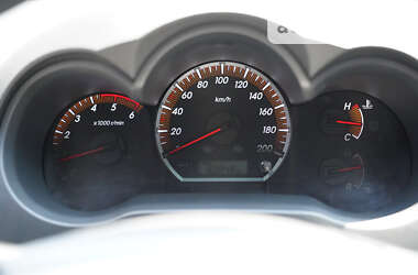 Пикап Toyota Hilux 2012 в 
