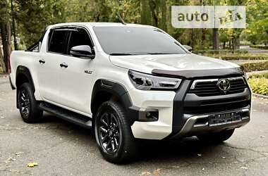 Пікап Toyota Hilux 2022 в 