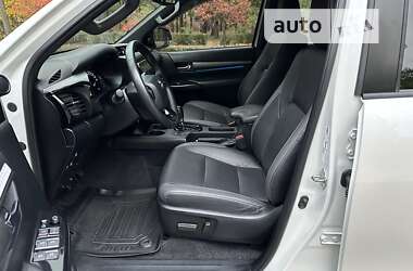 Пікап Toyota Hilux 2022 в 